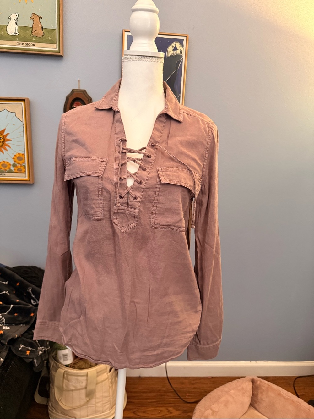 SO Lace-Up Button Down Shirt in Dusty Rose